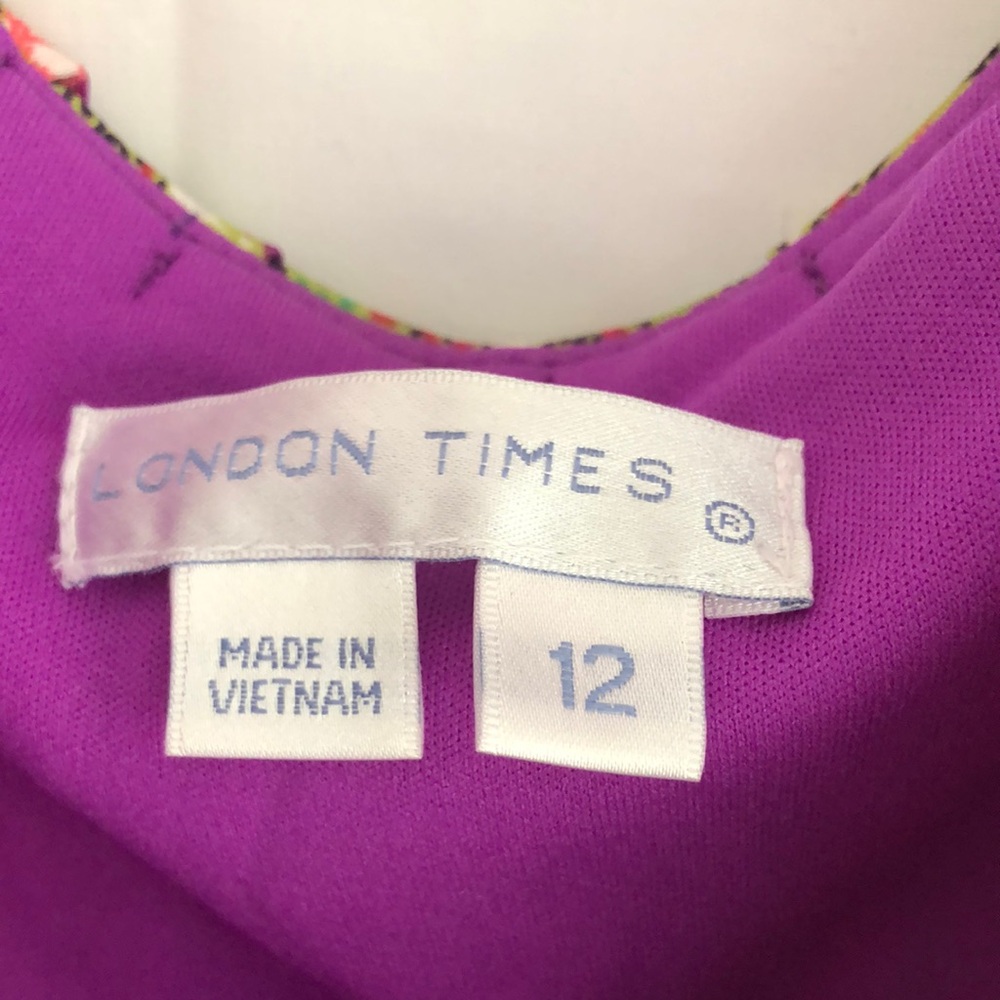 London Times Printed Maxi Dress in Pink & Green - Picture 4 of 4